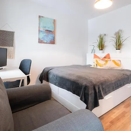 شقة Bluecher, App 123